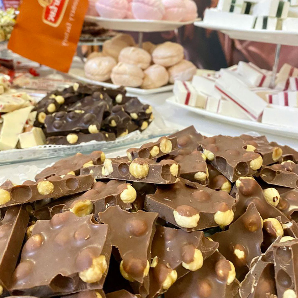 Food-Prom-Confectionery-4.jpg