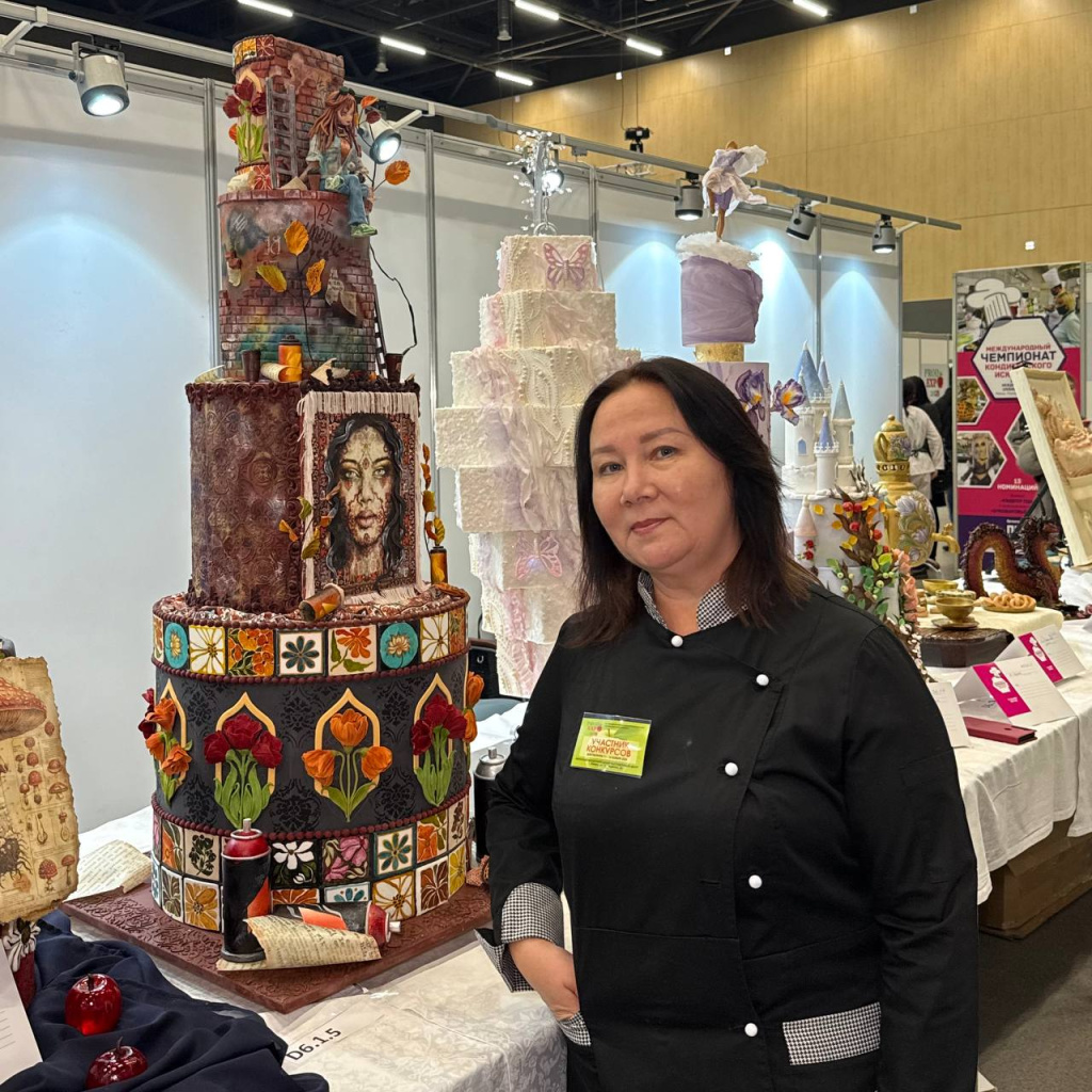 photo_5253883526283726508_y (1).jpg