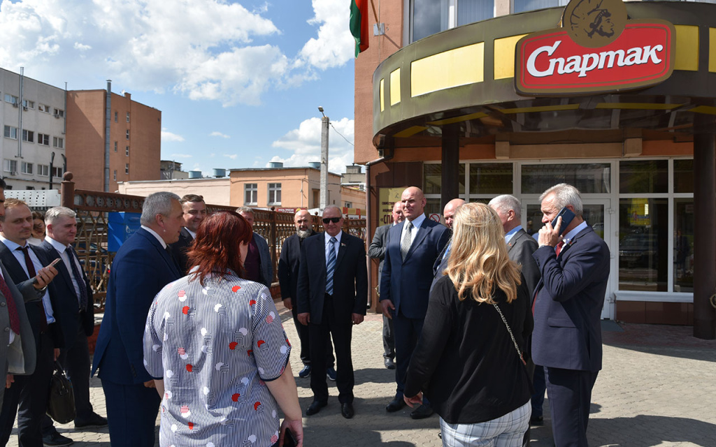 Члены-Комиссии-Парламентского-Собрания--1.jpg