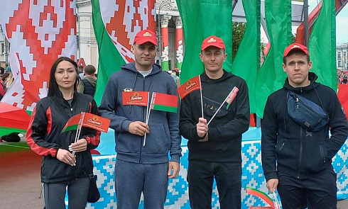 В едином забеге под флагом страны