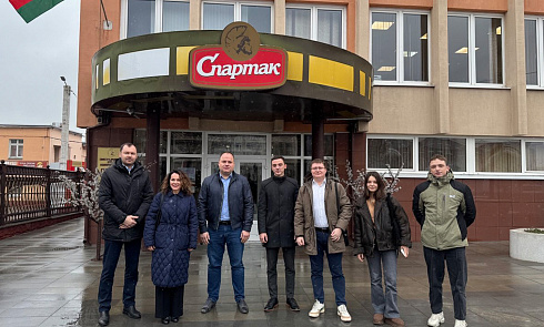 Кондитерскую фабрику «Спартак» посетили представители торговой сети ООО «Санта Ритейл»
