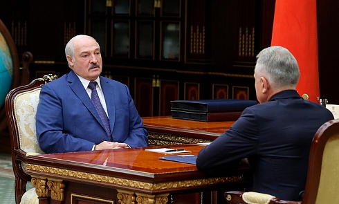 Президент Беларуси встретился с председателем Федерации профсоюзов Михаилом Ордой