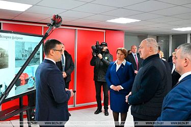 Чем угощали Лукашенко на «Красном мозырянине»