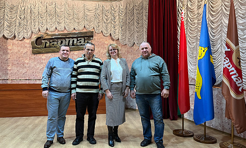 Поздравления с Днем автомобилиста!